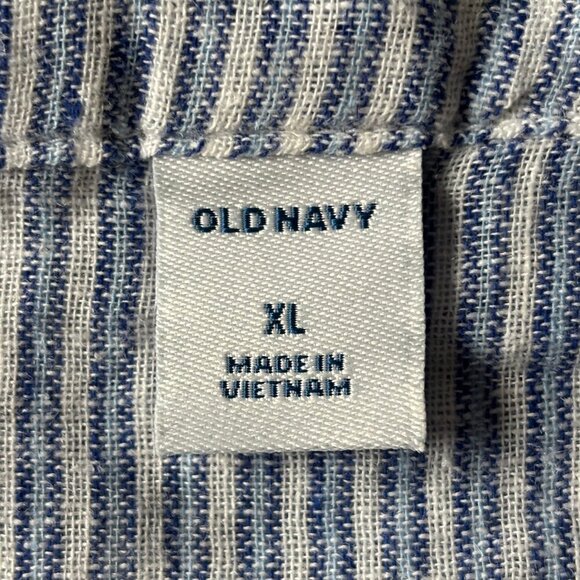 Pre-Loved Old Navy short sleeved blue and white striped sleeveless blouse - Picture 4 of 4